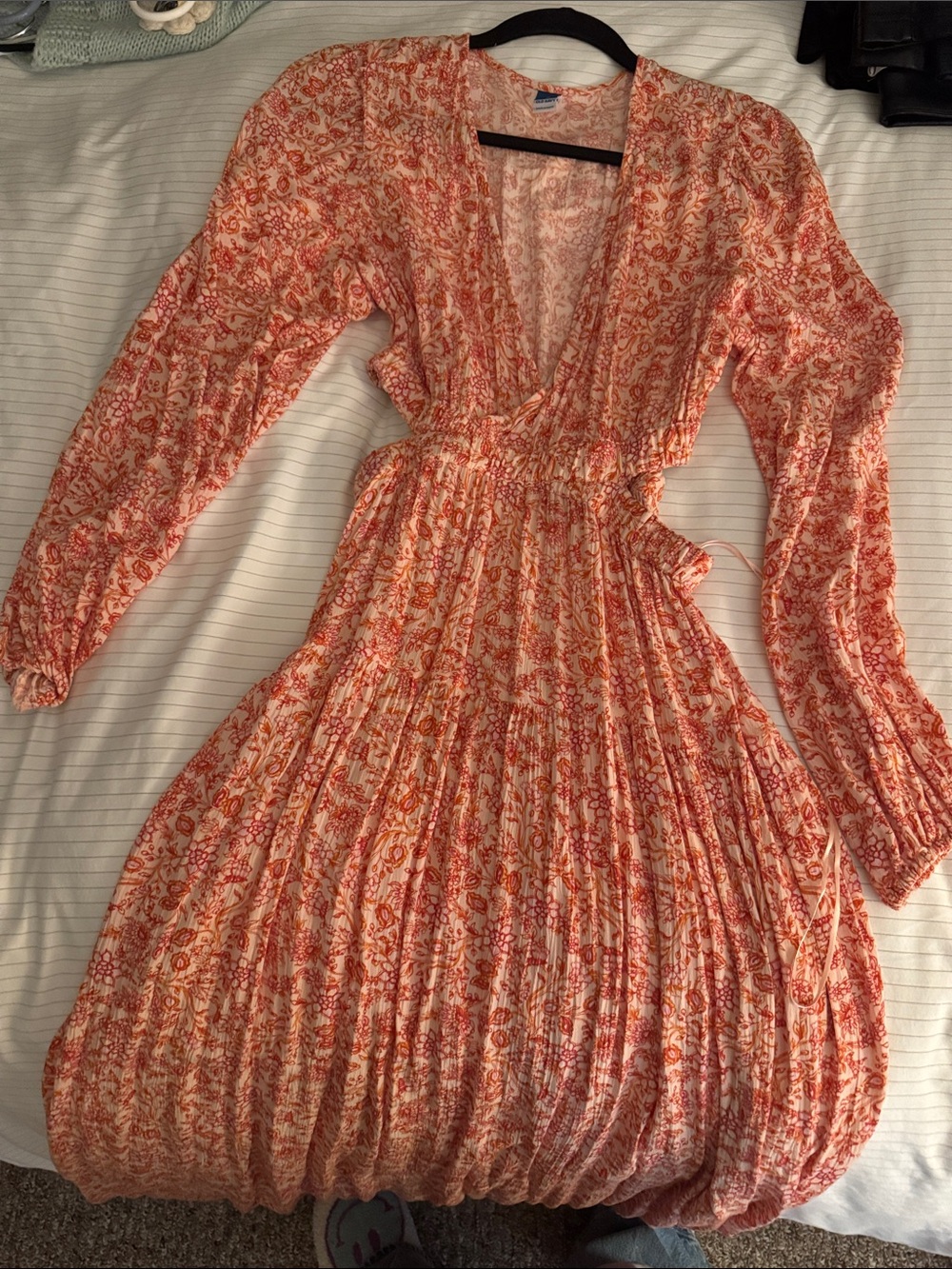 Old Navy Waist-Defined Crepe Side-Cutout Maxi Dress for Women